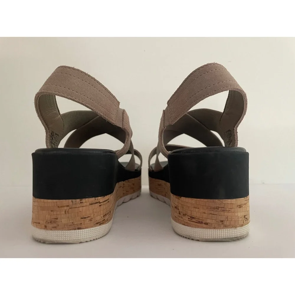Sorel Cameron Flatform Sandal Taupe Suede Wedge Strappy Comfort Travel Chic 9.5